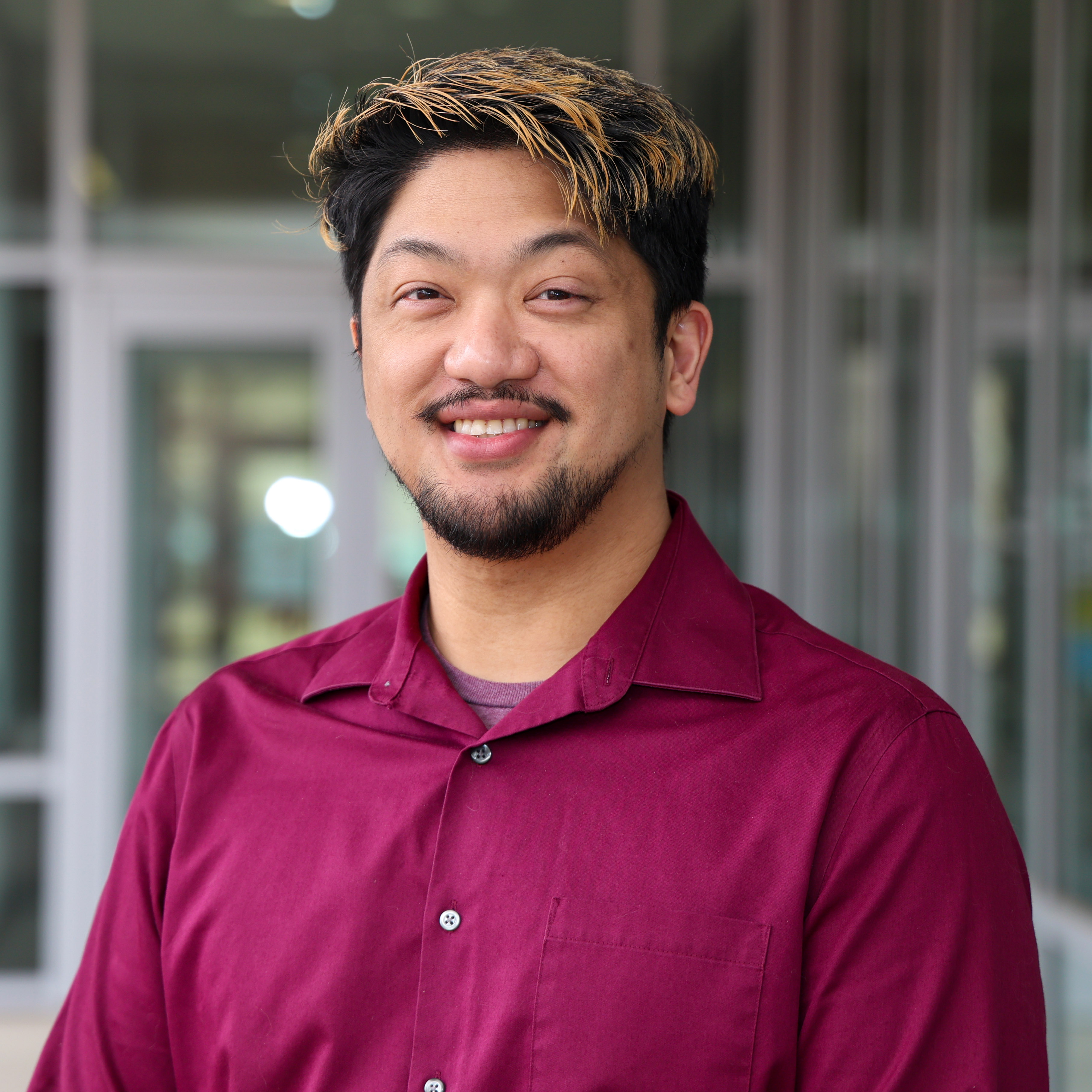 Jonathan Chan headshot