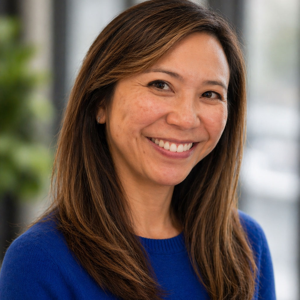 Lisa Nguyen headshot