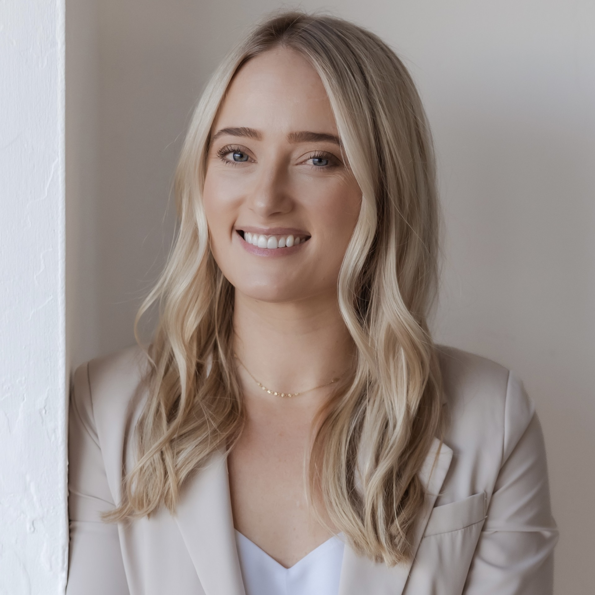 Karly Bergquist Headshot