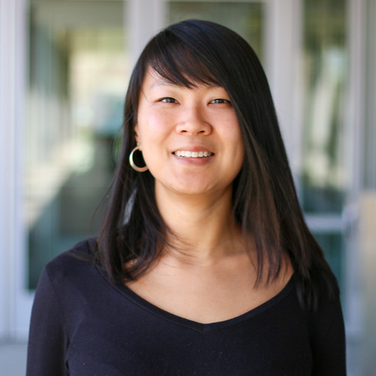 Anqi Li headshot